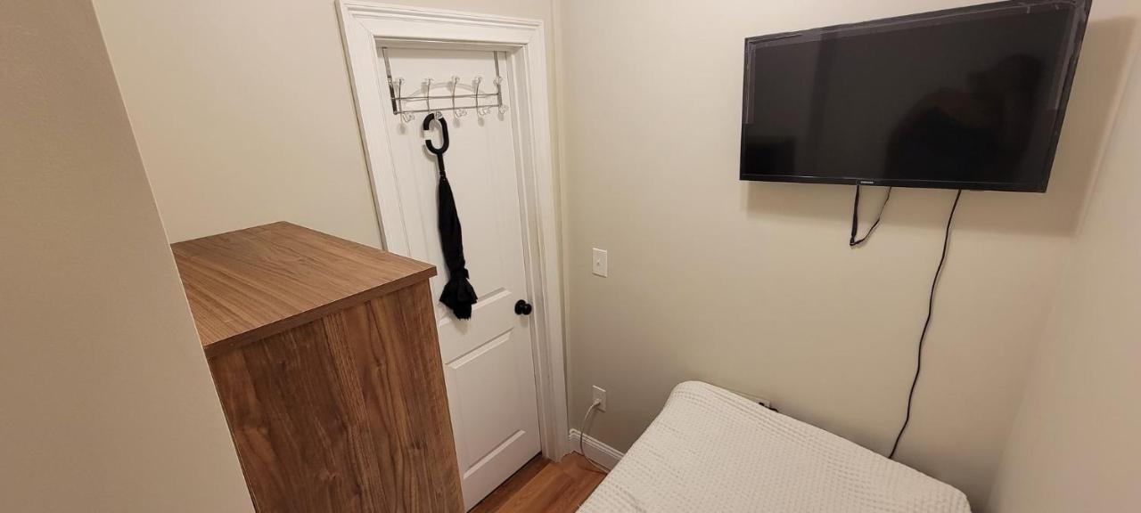 Private Bedroom Near Boston Ngoại thất bức ảnh