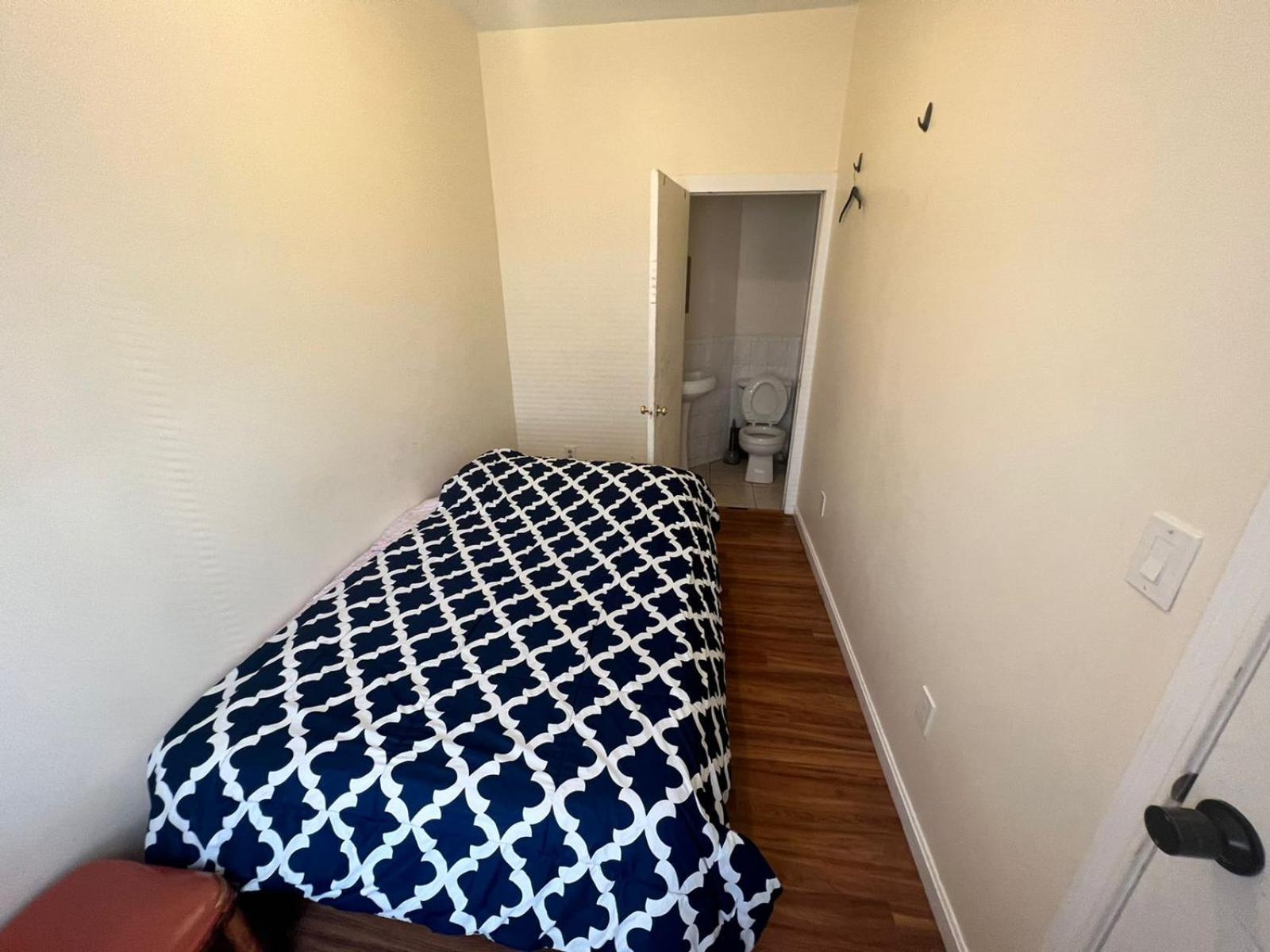 Private Bedroom Near Boston Ngoại thất bức ảnh