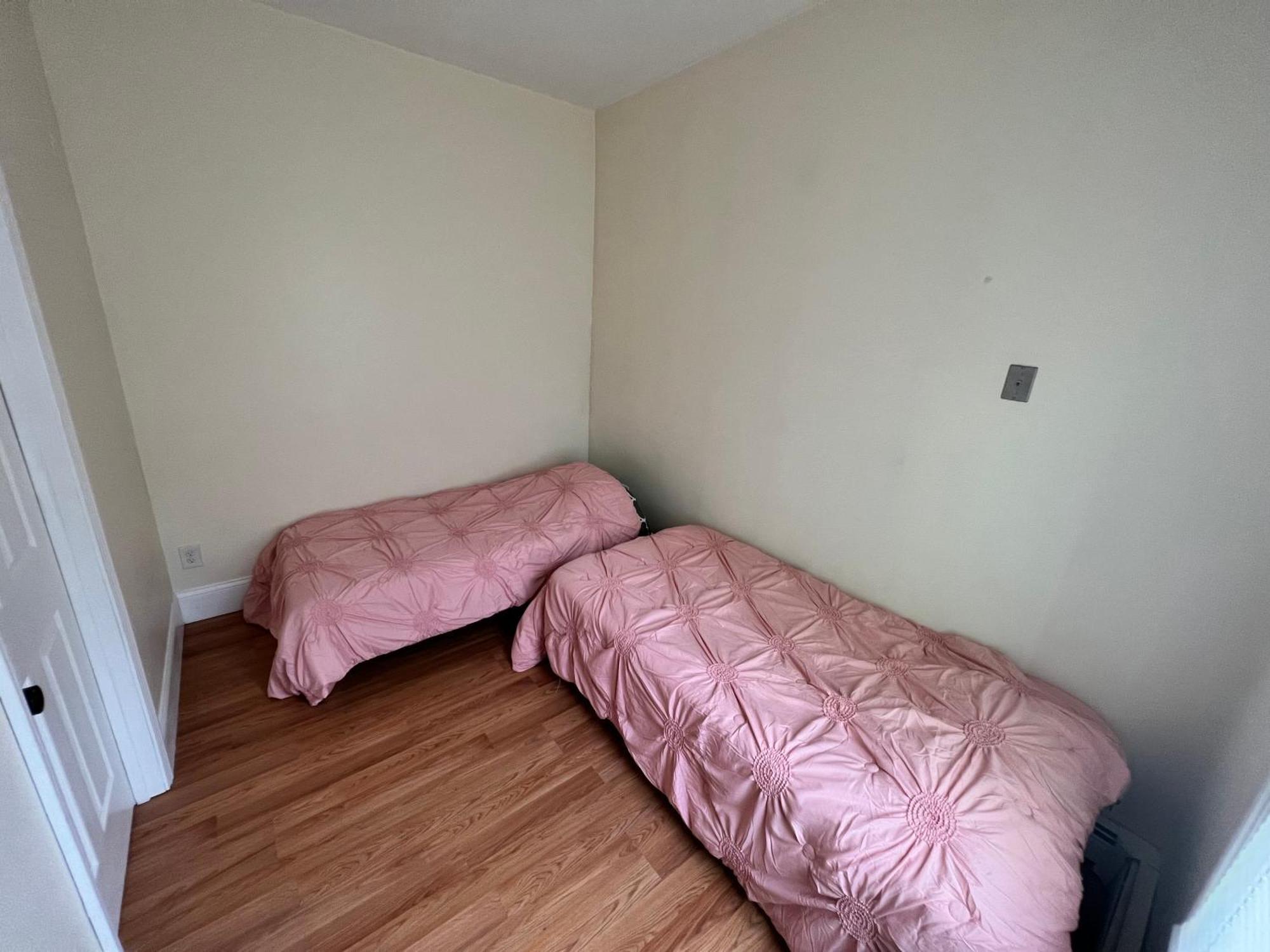 Private Bedroom Near Boston Ngoại thất bức ảnh
