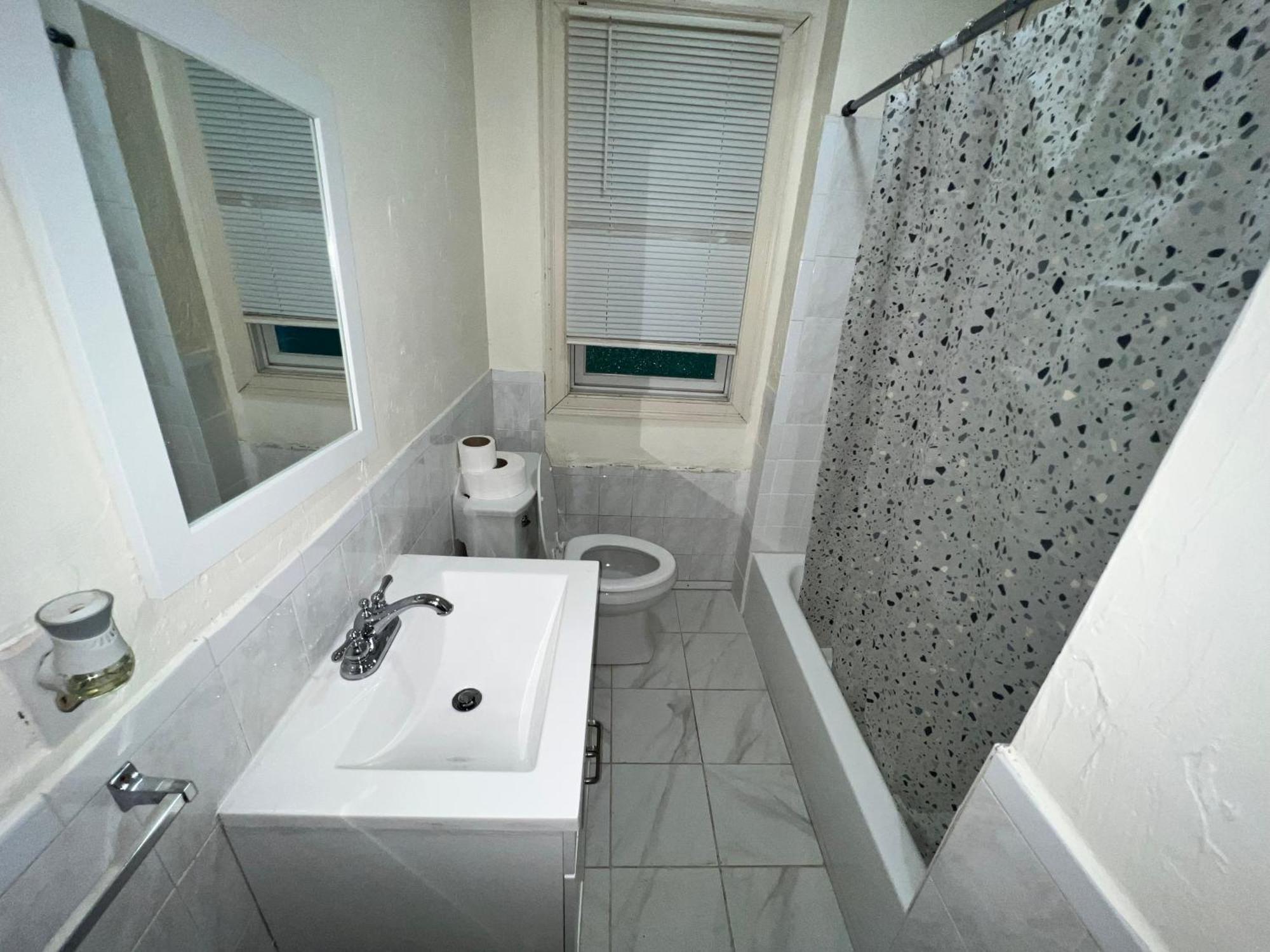 Private Bedroom Near Boston Ngoại thất bức ảnh