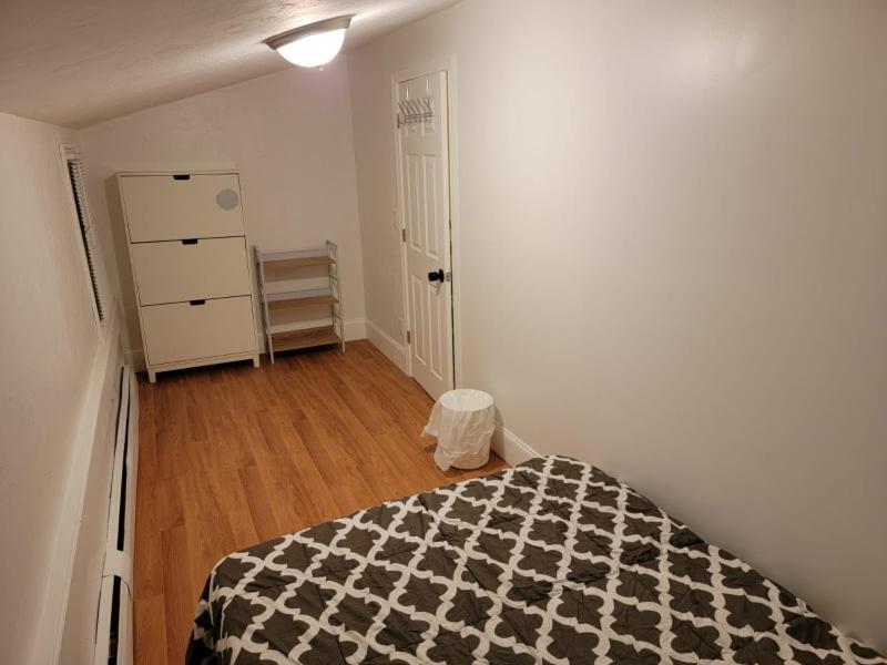 Private Bedroom Near Boston Ngoại thất bức ảnh